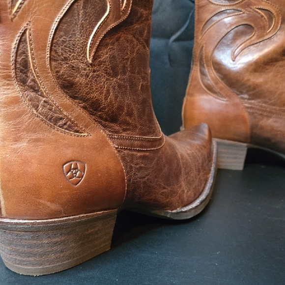 Ariat Brown Heeled Boots - Picture 8 of 16